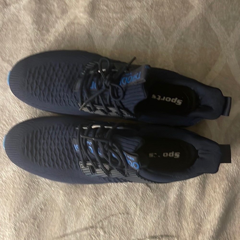 Mens Tsiodfo sneakers